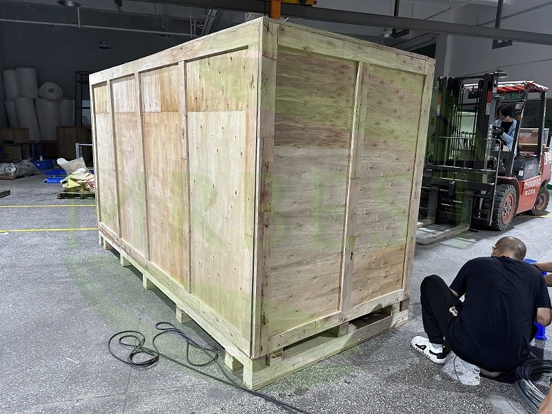 Battery manufacturing machine Battery manufacturing machine
